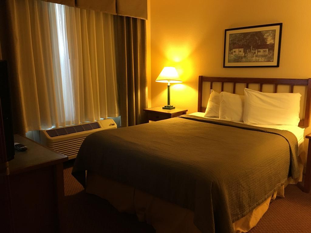 Norwood Inn And Suites Chaska Extérieur photo