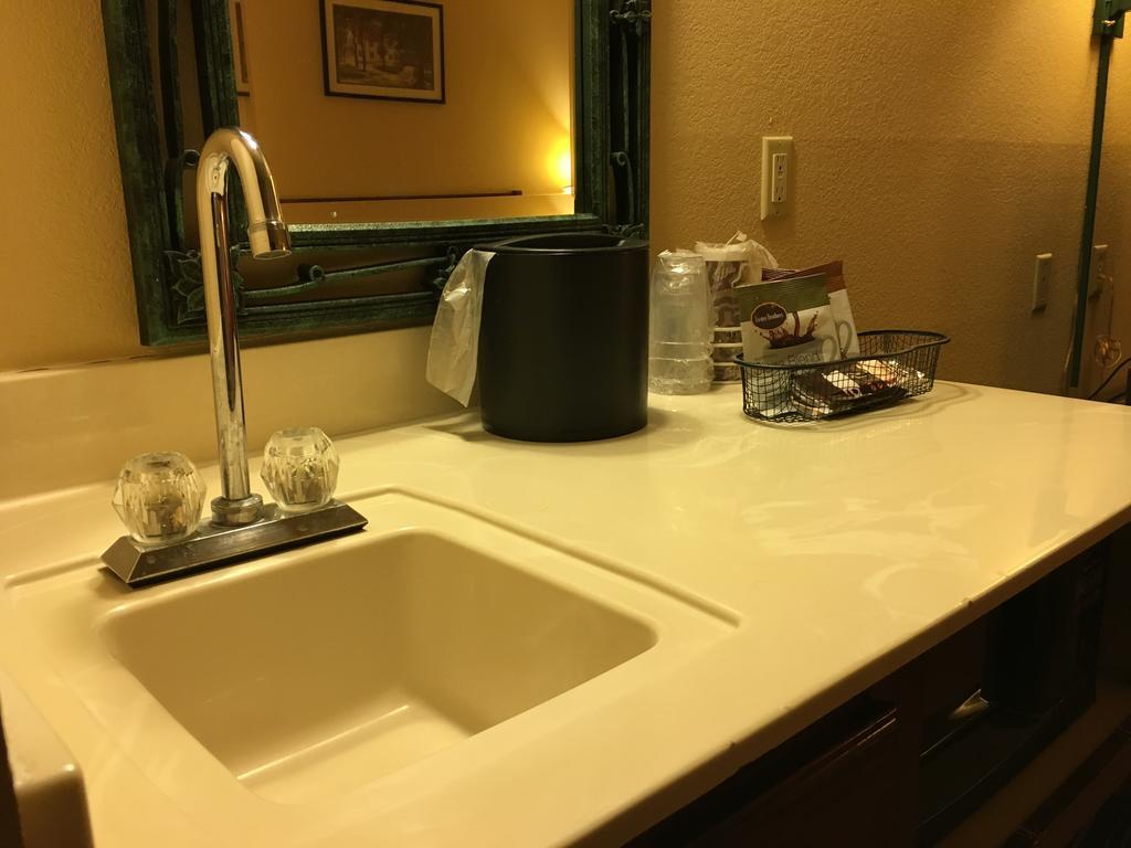 Norwood Inn And Suites Chaska Extérieur photo